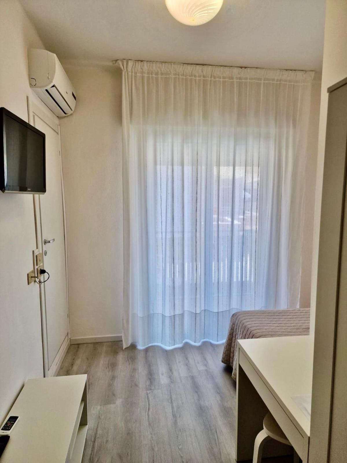 Hotel Augusta Caorle Zewnętrze zdjęcie