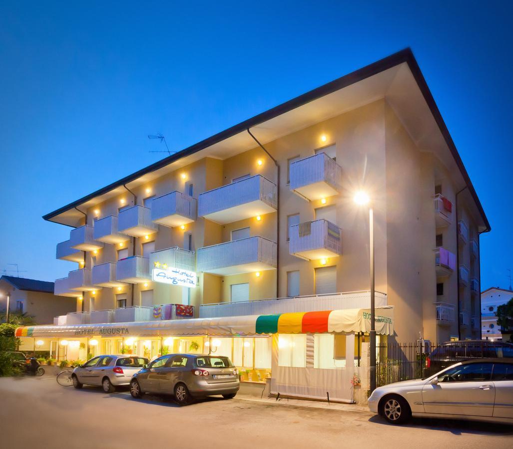 Hotel Augusta Caorle Zewnętrze zdjęcie