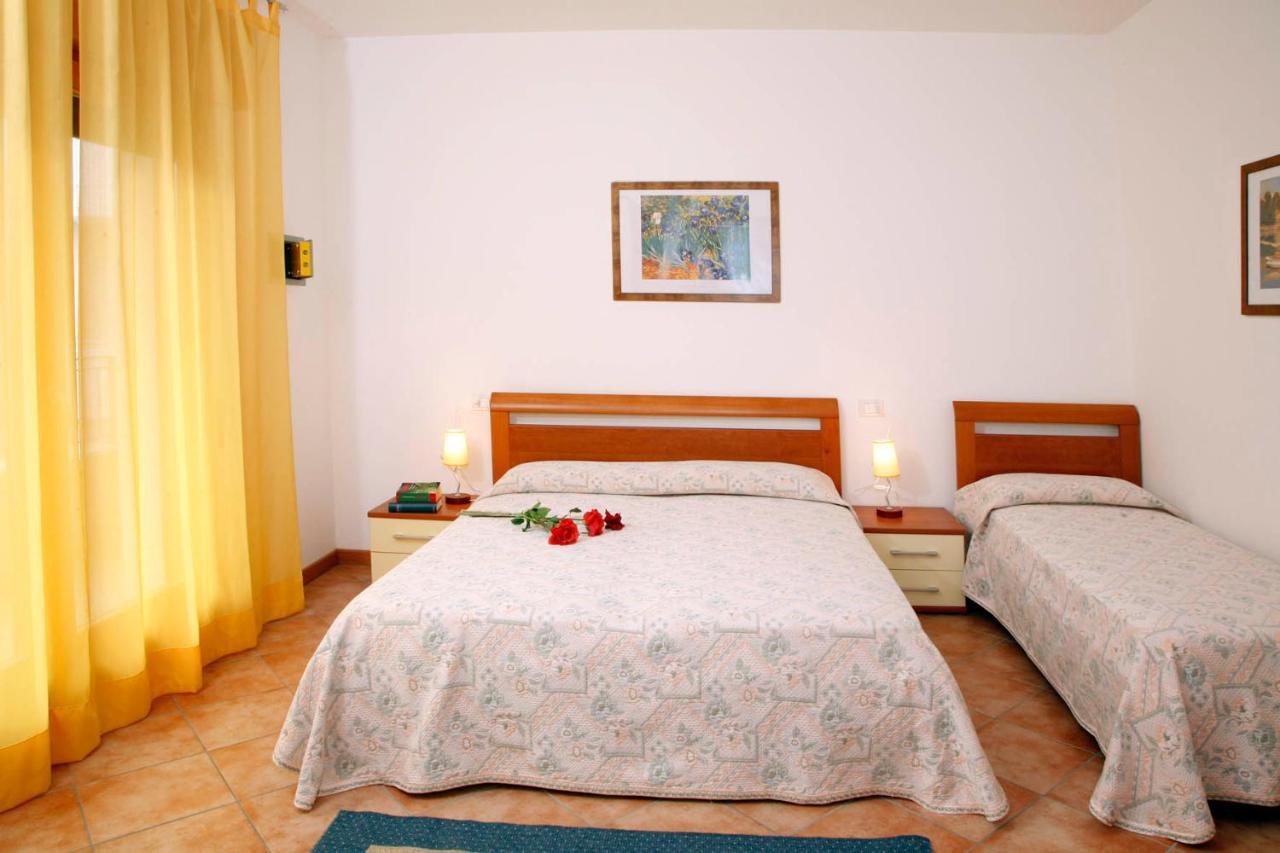 Hotel Augusta Caorle Zewnętrze zdjęcie